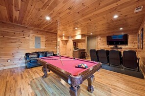 Spielezimmer
