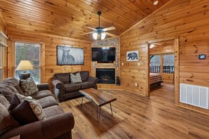 Téléviseur, foyer, jeux vidéo