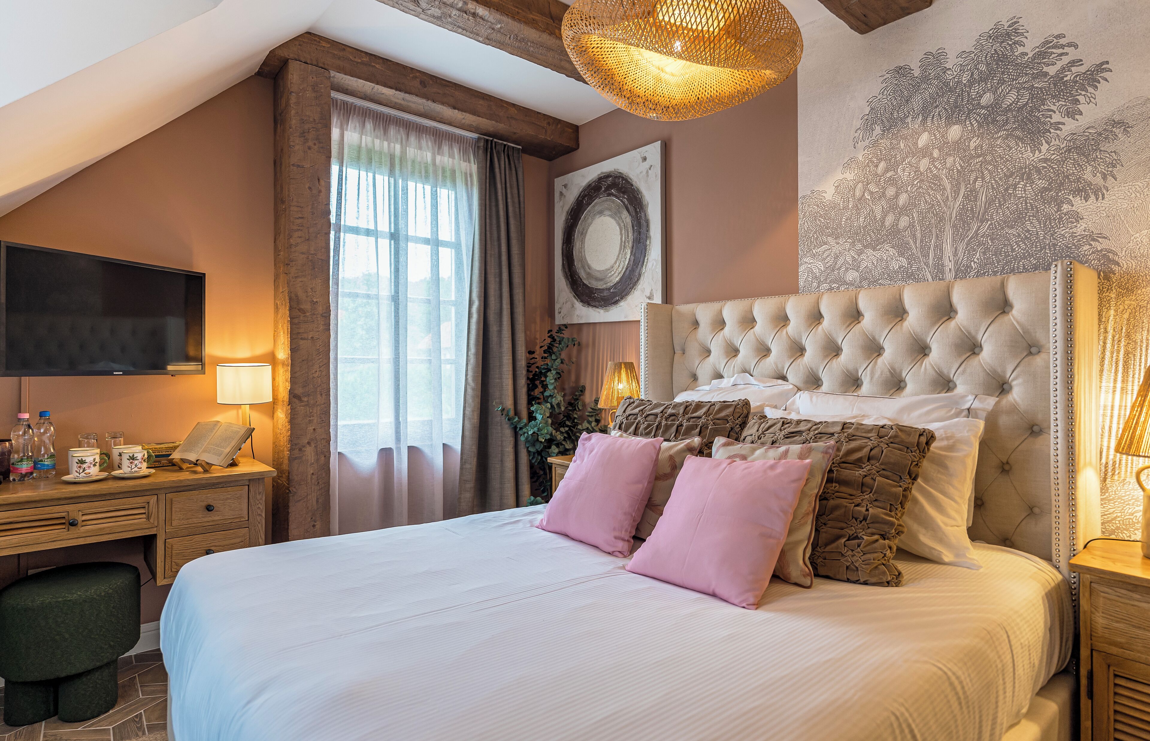 Dobbeltrom – classic, hageutsikt | Sengetøy av topp kvalitet, minibar og individuelt dekorert