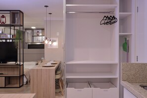 Studio Suite, City View | Living area - Estúdio Moderno Ap 56 Vida no Soho (Curitiba)