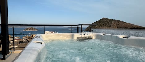 Svit Panoramic - havsutsikt | Utsikt frÄn rummet