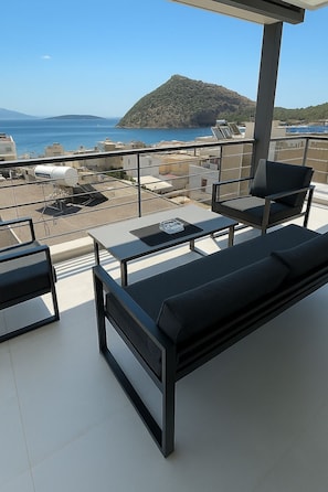 Panoramic Suite, Sea View | Terrace/patio