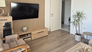 Smart TV - Amazing apartment in Sibenik with WiFi (Sibenik)
