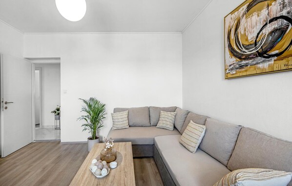 Smart TV - Amazing apartment in Sibenik with WiFi (Sibenik)