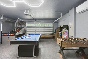 Spielezimmer