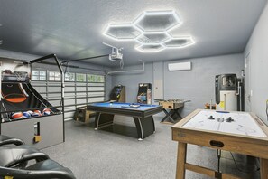 Spielezimmer