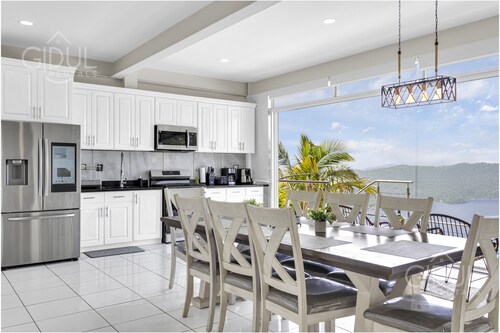 Stunning Lake-view Villa at Coatepeque - Wifi, A/C