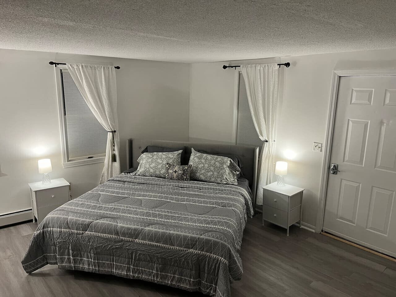 1 bedroom, desk, iron/ironing board, travel crib