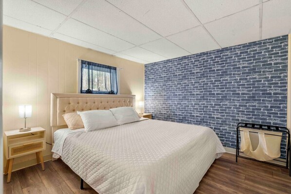 1 bedroom, desk, iron/ironing board, travel cot