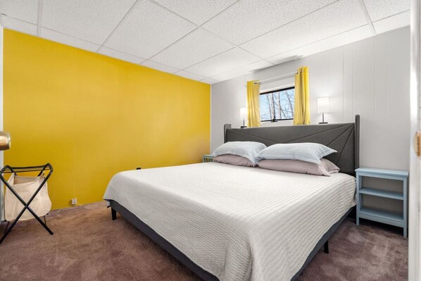 1 bedroom, desk, iron/ironing board, travel cot