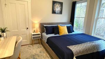 2 bedrooms, desk, iron/ironing board, travel crib