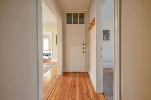 Central Beverly! 5 min to Salem!