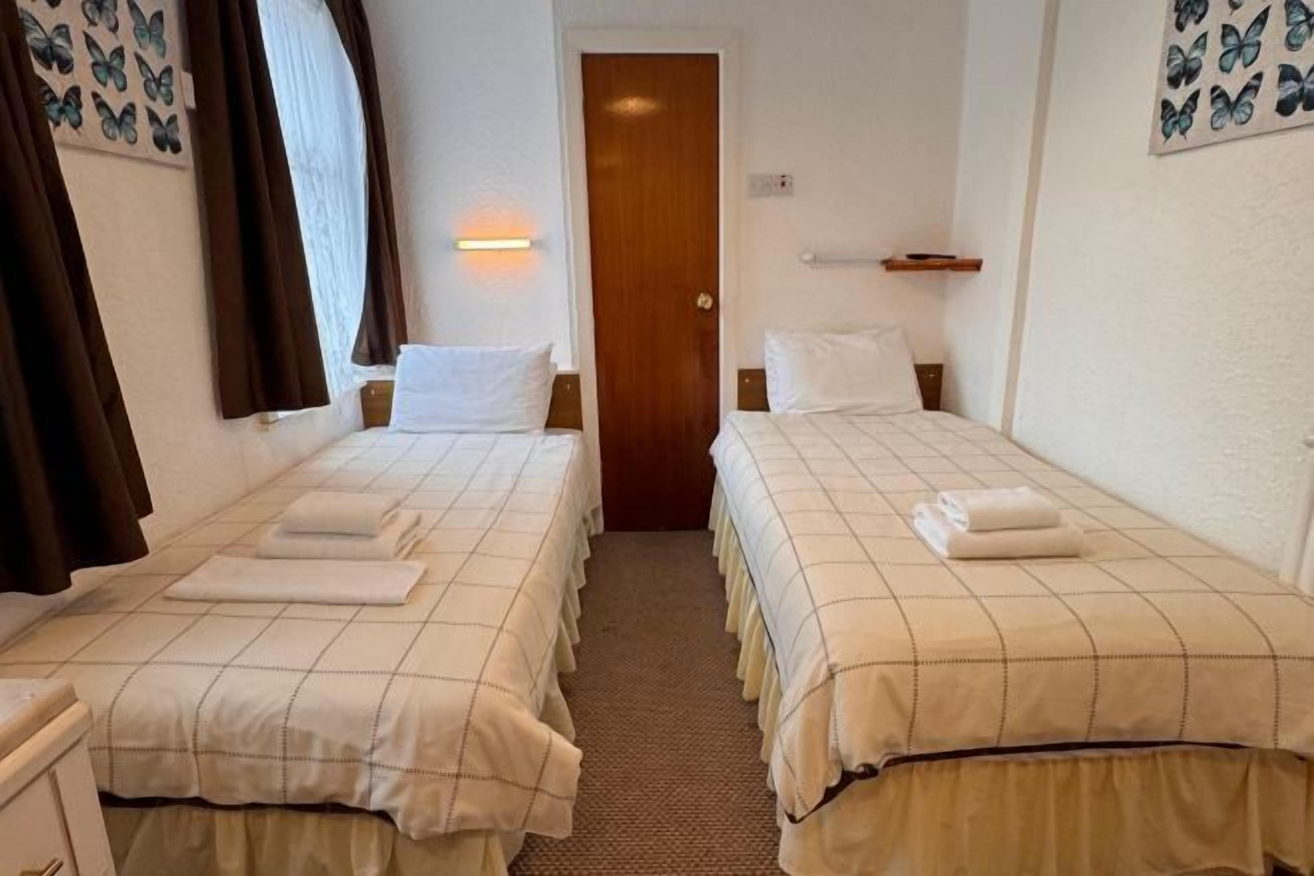 Wi-Fi gratuit, draps fournis