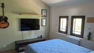 2 chambres, fer et planche Ă repasser, Wi-Fi, draps fournis