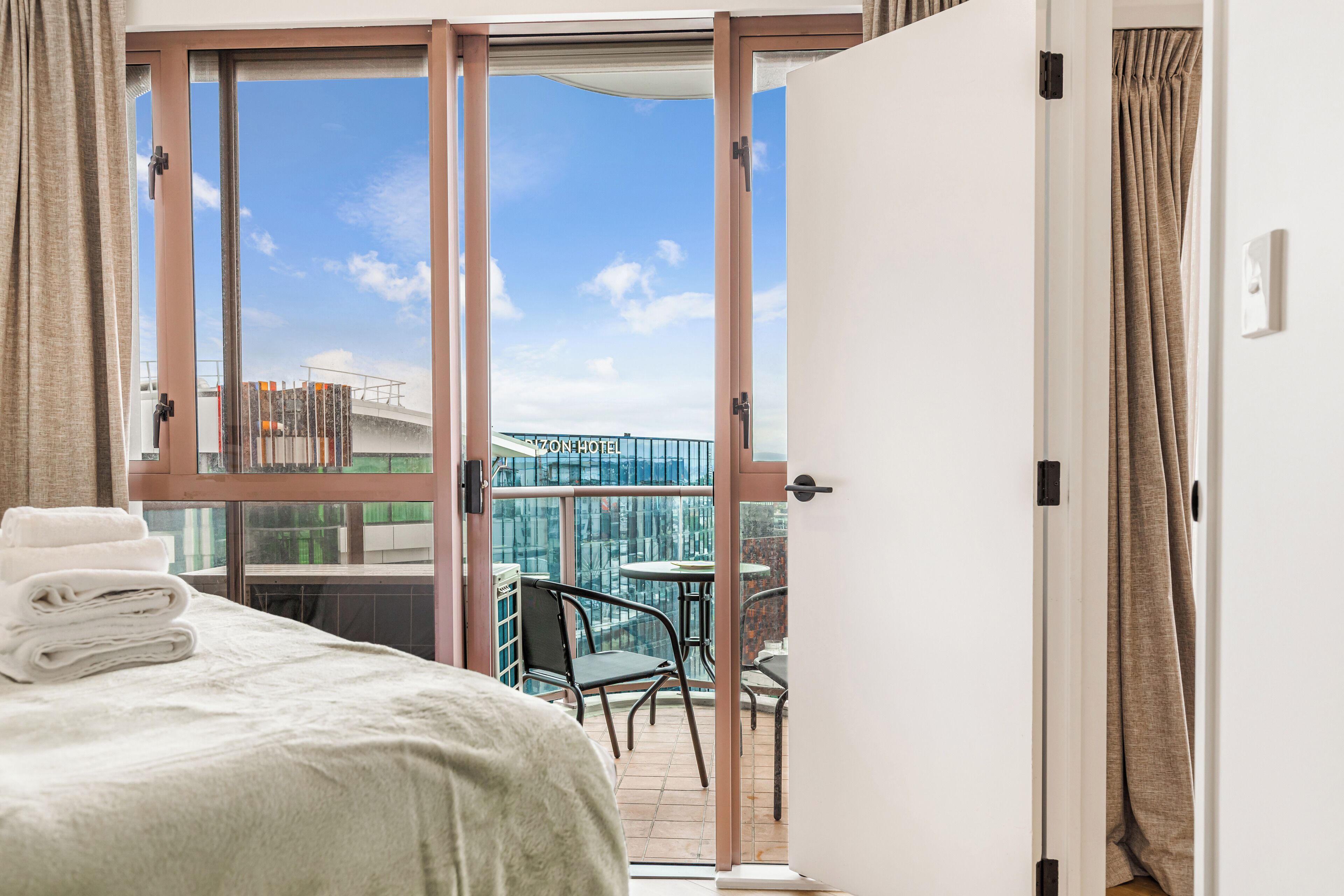 Iron/ironing board, free WiFi