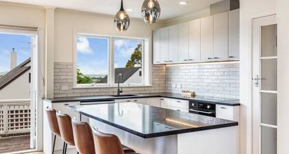 Serene 2BR Home in Meadowbank by Zodiak Stays