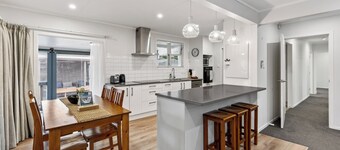 3BR near Tamaki River-Patio&Parking I Zodiak Stays