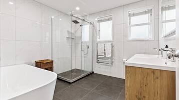 Villa | Bathroom | Hair dryer, towels, soap, shampoo