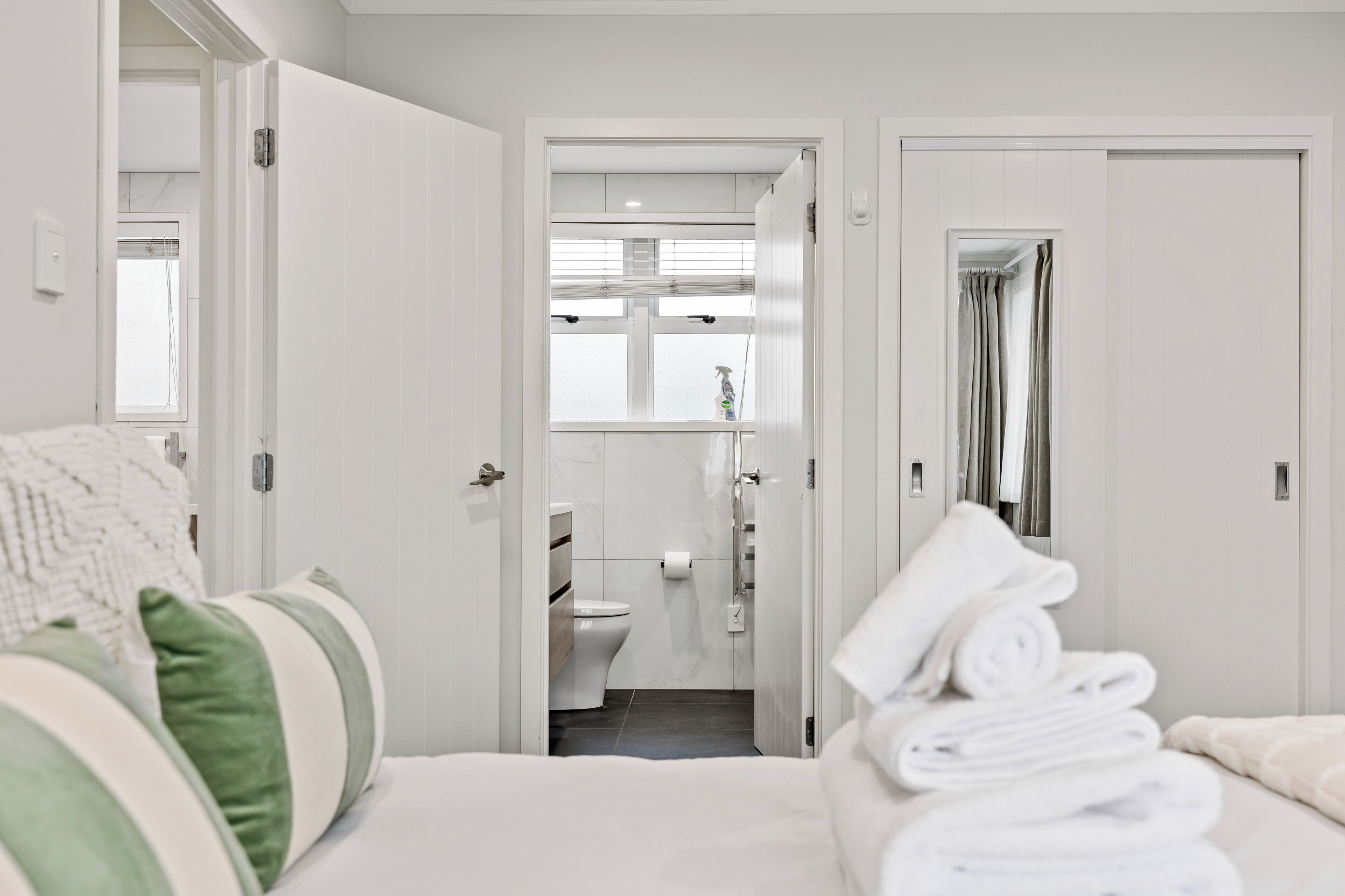 Villa | Tabla de planchar con plancha, wifi gratis, ropa de cama