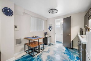 Fridge, microwave, stovetop, coffee/tea maker