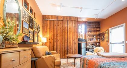 Boho Studio on 8th Ave West | Queen Anne, Seattle