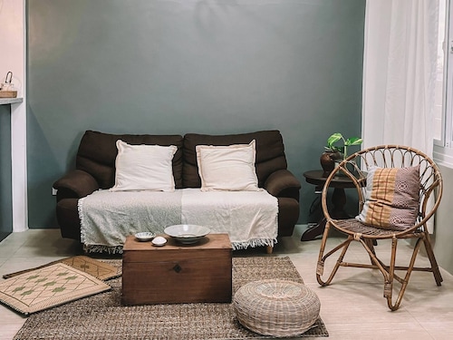 2BR Laid Back Apartment, Near Beach