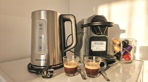 In-room dining - Vento Mare Apartments & Suites-Palau (Palau)