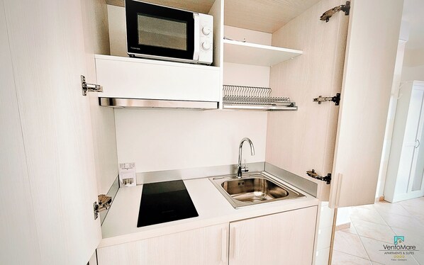 Standard Studio, Kitchenette | Private kitchen - Vento Mare Apartments & Suites-Palau (Palau)