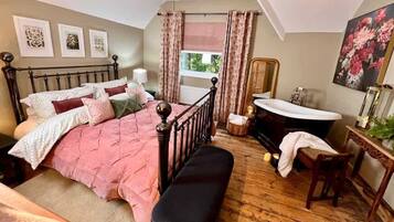 2 bedrooms, iron/ironing board, travel crib, free WiFi