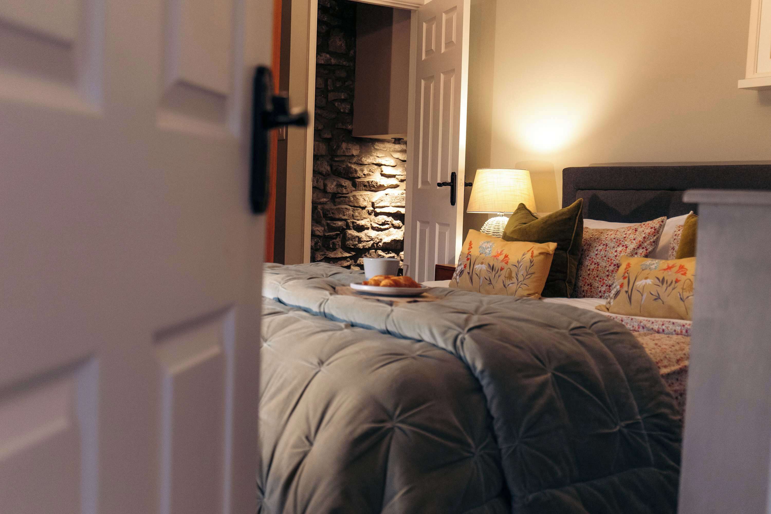 2 bedrooms, iron/ironing board, travel crib, free WiFi