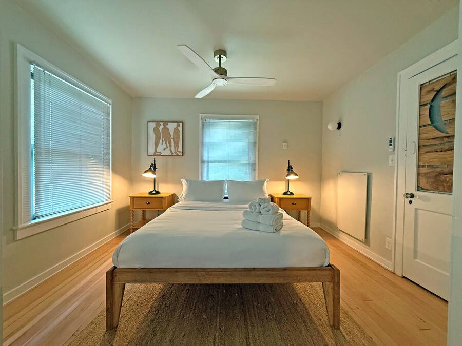 Suite, Private Bathroom (Room 2)