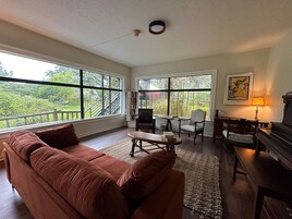 Phòng đôi phong cách cổ điển, phòng tắm riêng, quang cảnh vườn (Room 10) | Lounge