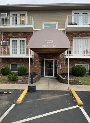 Exterior - Modern Comfort 4 (Franklin)