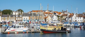 Bayview, 2 bedrooms apartment overlooking to Anstruther Harbour