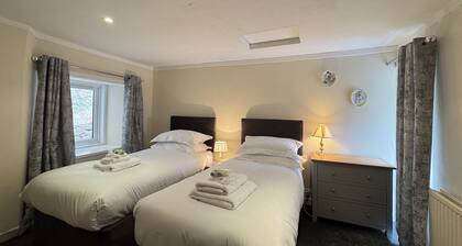 Bayview, 2 bedrooms apartment overlooking to Anstruther Harbour