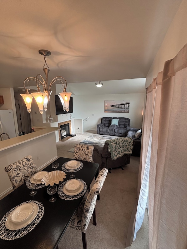 Smart TV, video games