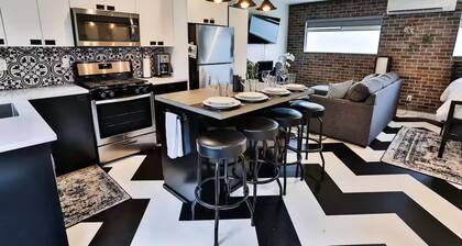 Modern Studio in Terrific Portland with AC, WiFi