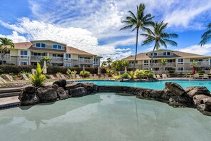 Apartamento, varias camas (Alii Cove HH21 Beautiful Top Floor un) | Piscina