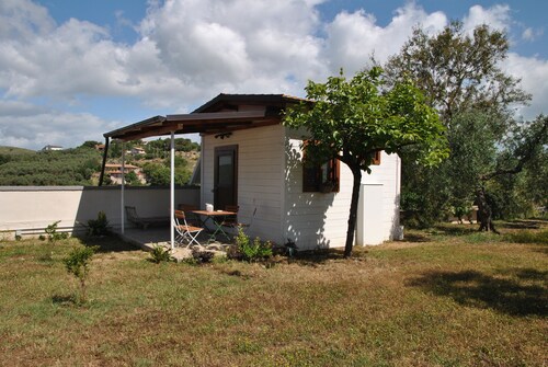 Green Retreat With Private Patio Just 7 km From Sperlonga