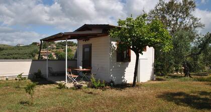 Green Retreat With Private Patio Just 7 km From Sperlonga