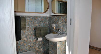 Green Retreat With Private Patio Just 7 km From Sperlonga