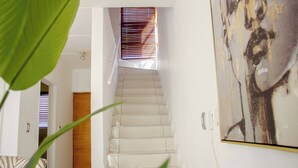 Apartment, 2 Bedrooms, Smoking, Balcony | Interior