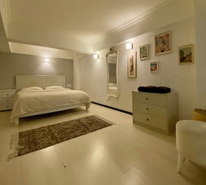 1 Schlafzimmer, Bügeleisen/Bügelbrett, kostenloses WLAN, Bettwäsche