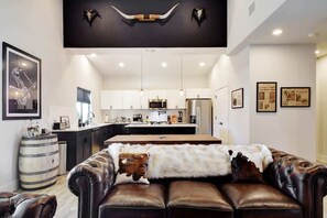 TV, fireplace, offices