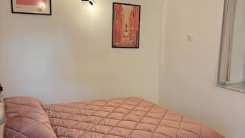 1 camera, una scrivania, Wi-Fi gratuito, lenzuola