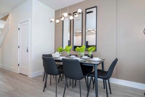 Comfort-Stadtwohnung | Esszimmer