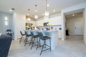 Premium Townhome | Private kitchen - Magical 5Br W Pool Minutes From Disney 16140 (Clermont)