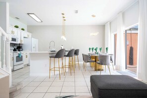 Premium Townhome | Private kitchen - Modern Townhouse Near Disney W/ Private Pool 8523 (Kissimmee)