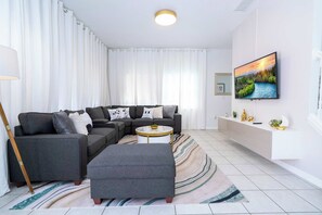 Premium Townhome | Living room - Modern Townhouse Near Disney W/ Private Pool 8523 (Kissimmee)