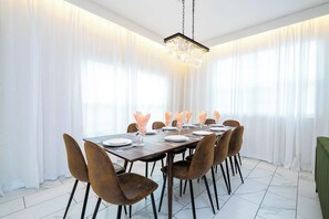 Casa de ciudad confort | Comedor
